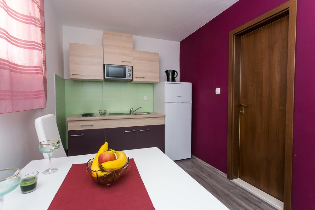 Apartments Tomas Trogir Exterior foto